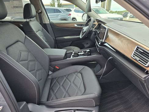 New 2026 Volkswagen Atlas SE AWD/4WD image 42