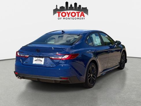 New 2026 Toyota Camry SE image 3