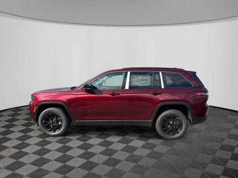 New 2026 Jeep Grand Cherokee Altitude AWD/4WD image 2