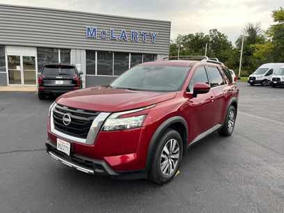 Used 2023 Nissan Pathfinder SL