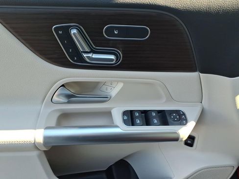 New 2026 Mercedes-Benz GLA 250 4MATIC image 12