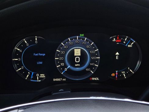 Used 2017 Cadillac Escalade Premium Luxury AWD/4WD image 28