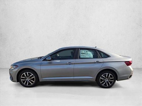 New 2026 Volkswagen Jetta SE FWD image 5