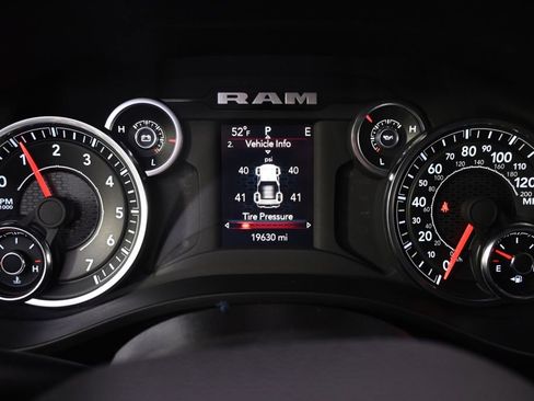Used 2023 RAM 1500 Big Horn AWD/4WD image 25
