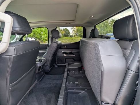 Used 2024 Toyota Tundra Limited w/ TRD Off-Road Package AWD/4WD image 31