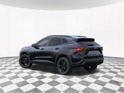 New 2026 Chevrolet Trax LT w/ Driver Confidence Package FWD image 6