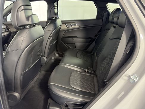 Certified 2024 Kia Sportage X-Pro Prestige image 7