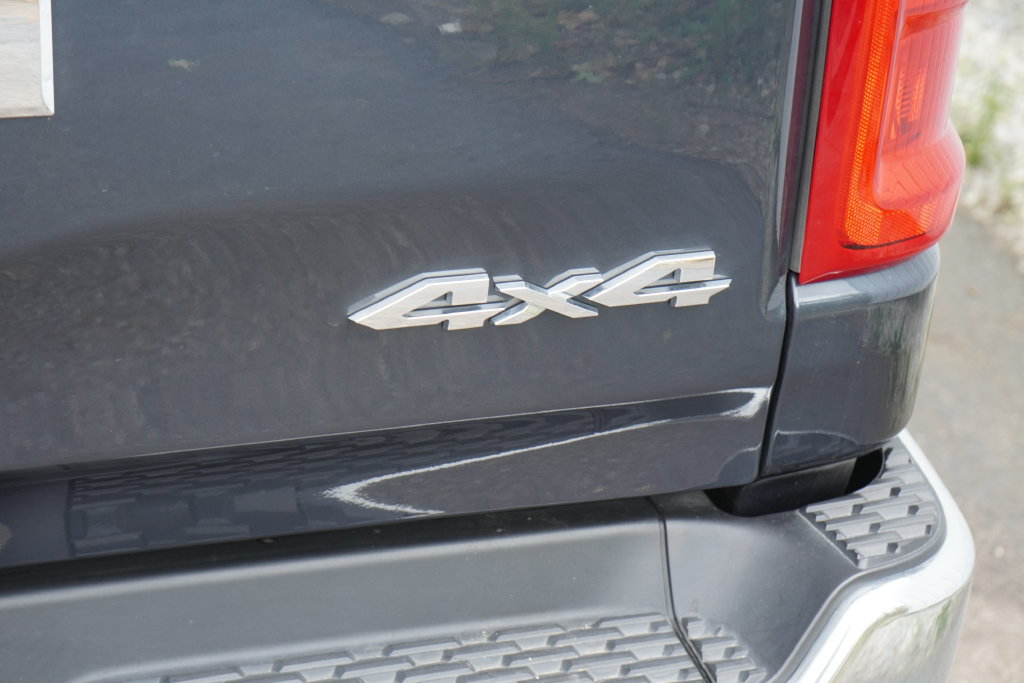 Used 2025 RAM 1500 Big Horn AWD/4WD image 8