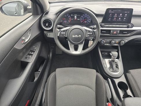Used 2024 Kia Forte LX FWD image 27