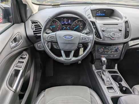 Used 2018 Ford Escape SE image 26