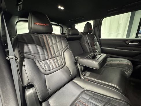 Certified 2025 Nissan Armada PRO-4X image 28