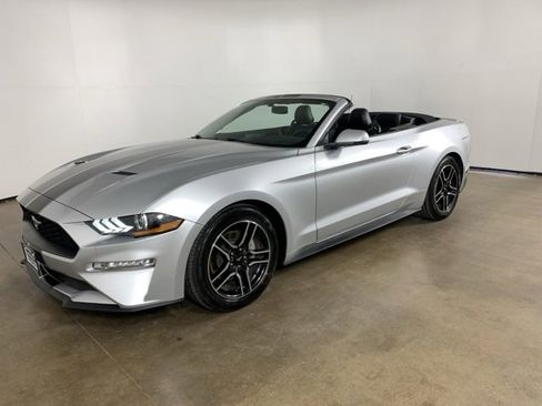 Used 2018 Ford Mustang Premium image 33
