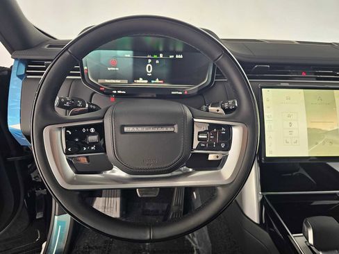 New 2026 Land Rover Range Rover SE image 22