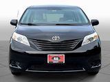 Used 2013 Toyota Sienna L image 3