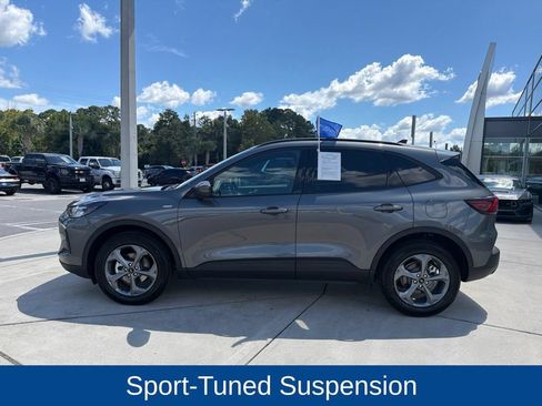 Used 2025 Ford Escape ST-Line Select AWD/4WD image 5