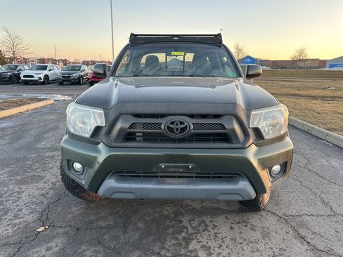 Used 2014 Toyota Tacoma 4x4 Access Cab V6 w/ SR5 Package image 2
