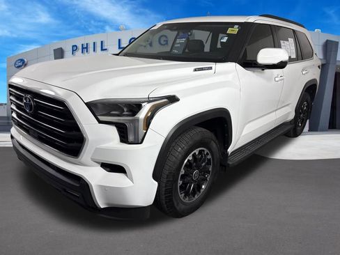 Used 2024 Toyota Sequoia TRD Pro AWD/4WD image 1