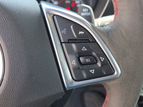 Used 2019 Chevrolet Camaro ZL1 RWD image 24