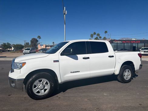 Used 2012 Toyota Tundra 2WD CrewMax w/ Tow Pkg image 2
