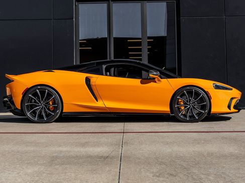 Used 2025 McLaren GTS image 11