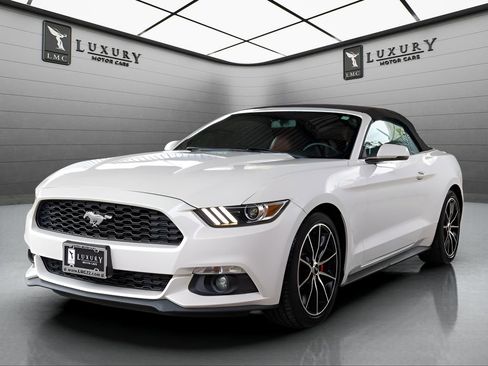 Used 2017 Ford Mustang Premium w/ Equipment Group 201A RWD image 4