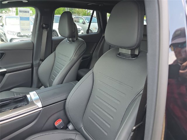 New 2026 Mercedes-Benz GLC 300 4MATIC image 21