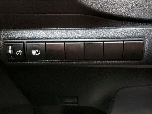 Certified 2024 Toyota Corolla LE image 32