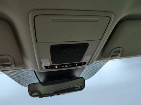 Used 2025 Honda Pilot EX-L image 26