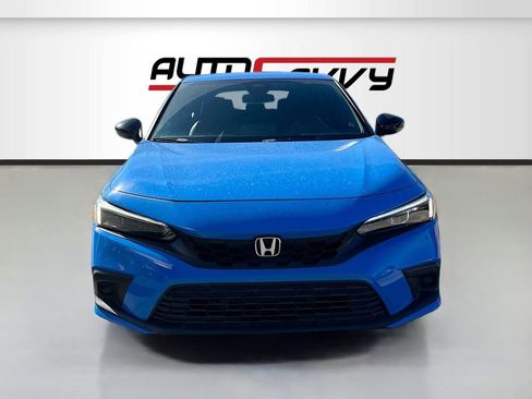 Used 2022 Honda Civic Sport image 2
