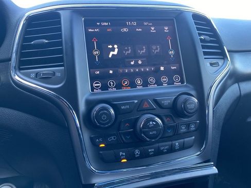 Used 2018 Jeep Grand Cherokee Altitude image 13