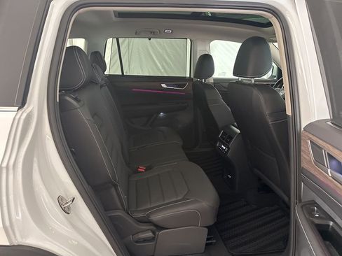 New 2026 Volkswagen Atlas SEL AWD/4WD image 22