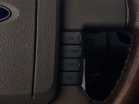 Used 2007 Ford F150 King Ranch image 12