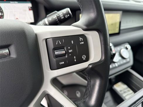 Used 2024 Land Rover Defender 110 S image 21