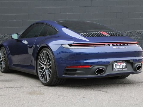 Used 2024 Porsche 911 Carrera S image 3