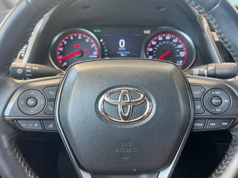 Used 2022 Toyota Camry XSE FWD image 29