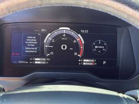 Used 2023 Toyota Tundra Platinum AWD/4WD image 16