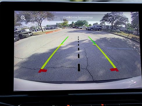 Used 2023 Jeep Compass Limited image 23