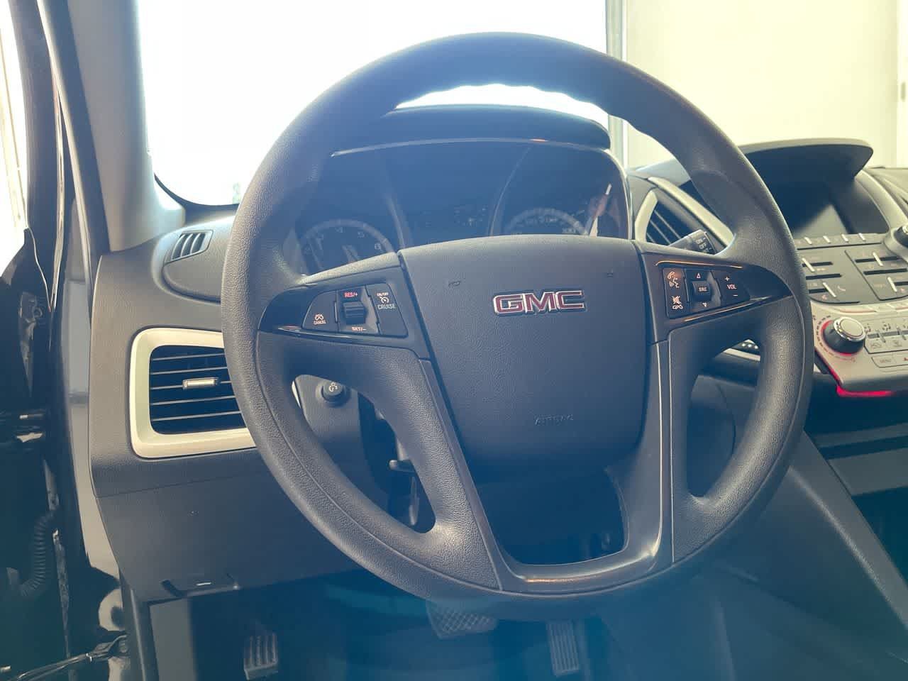 Used 2015 GMC Terrain SLE AWD/4WD image 14