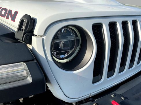 Used 2019 Jeep Wrangler Unlimited Rubicon w/ Steel Bumper Group AWD/4WD image 29