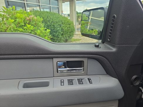 Used 2011 Ford F150 XLT w/ XLT Convenience Pkg AWD/4WD image 14