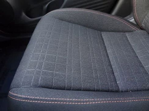Used 2025 Honda HR-V Sport image 27