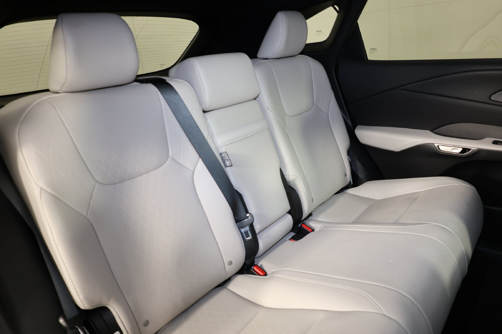 Used 2023 Lexus RX 350 AWD image 32