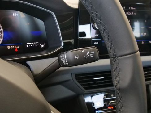 New 2026 Volkswagen Jetta SE image 24