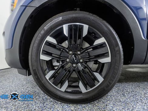 Used 2025 Kia Telluride SX w/ SX Captain's Chair Package AWD/4WD image 49