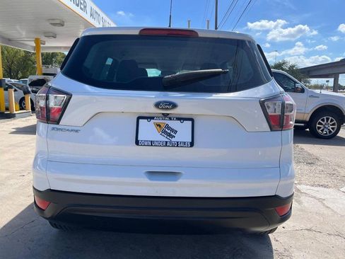 Used 2017 Ford Escape S image 5