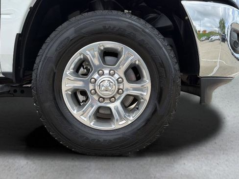 Used 2024 RAM 2500 Big Horn w/ Off Road Package image 24