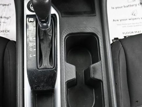 Used 2022 Nissan Sentra SV w/ All-Weather Package image 23