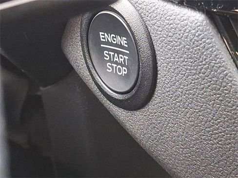 Used 2025 Ford Escape ST-Line Select image 18