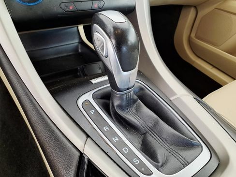 Used 2016 Ford Fusion SE w/ Equipment Group 202A FWD image 20