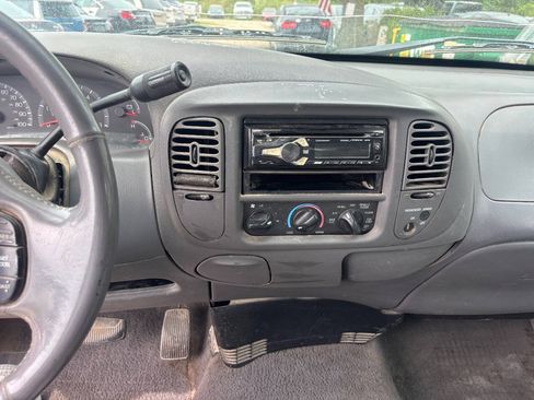 Used 2003 Ford F150 XLT RWD image 16